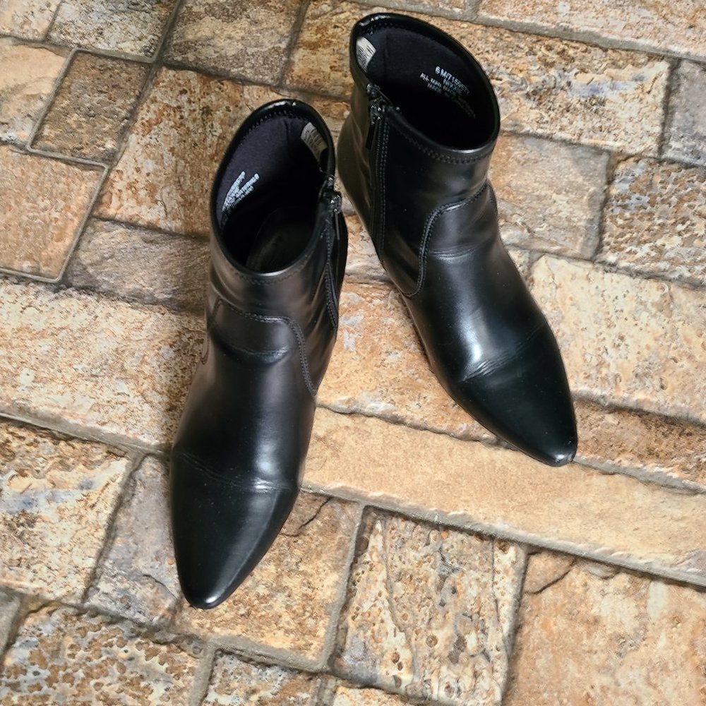 Impo Stretch Booties